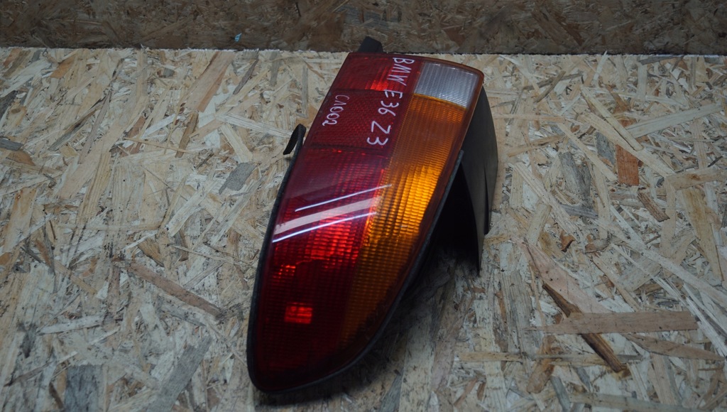 фото №8, Лампа правый задняя bmw z3 8389860