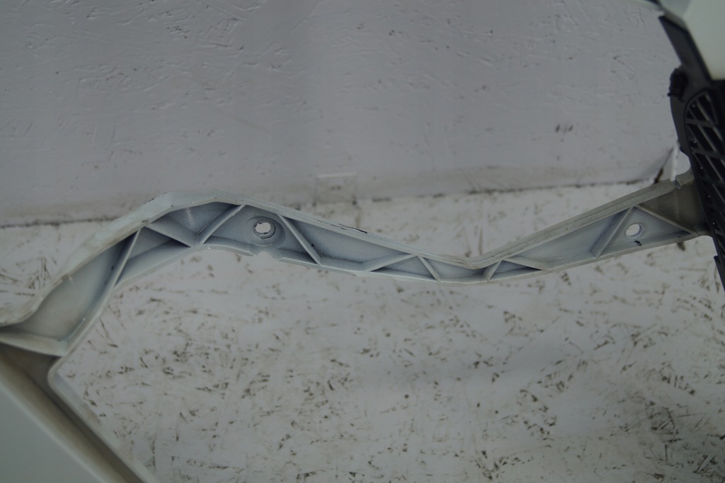 фото №12, Крила обшивка впуск правий задня audi r8 420 ly9c