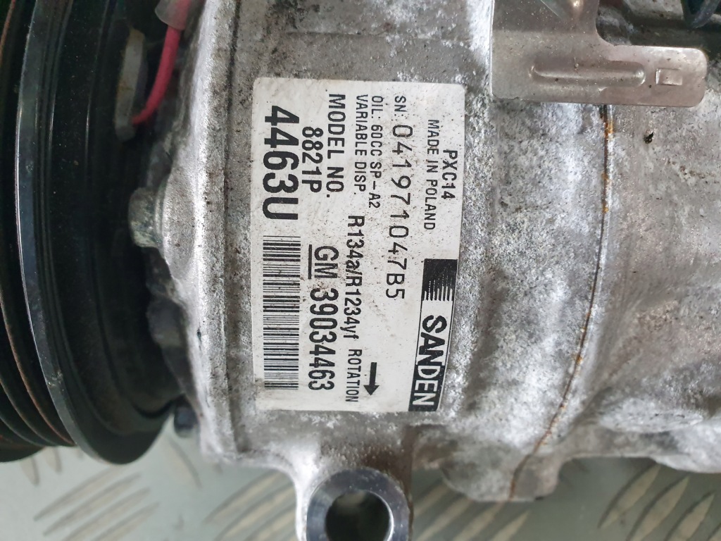 Компрессор кондиционера astra k 1.0 turbo 39034464 в Украине