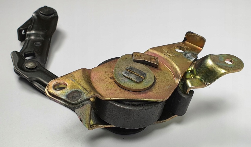 фото №3, Петля кришки правий задня задній toyota mr2 ii sw20