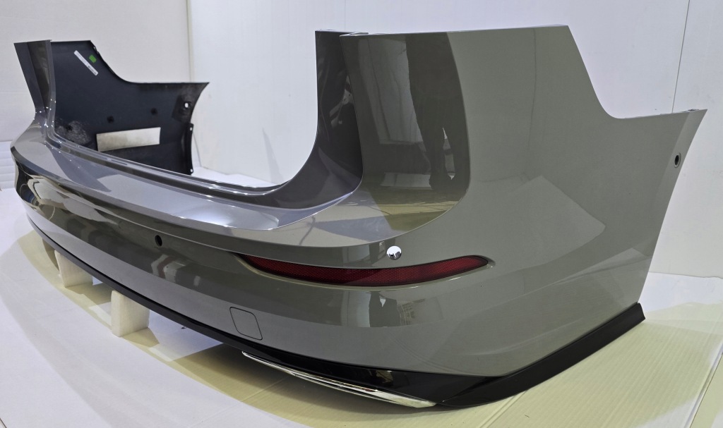 фото №8, Vw golf 8 kombi r-line бампер задняя задний 6pdc la7c