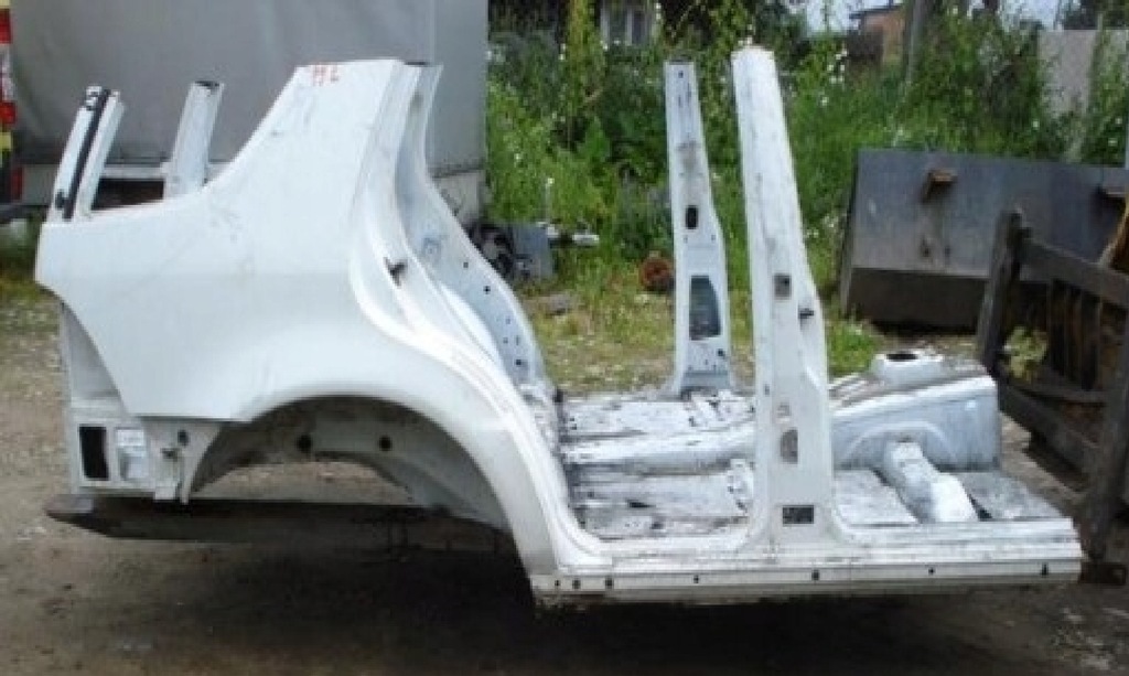 фото №1, Mercedes ml w163 права чверть задня задня поріг