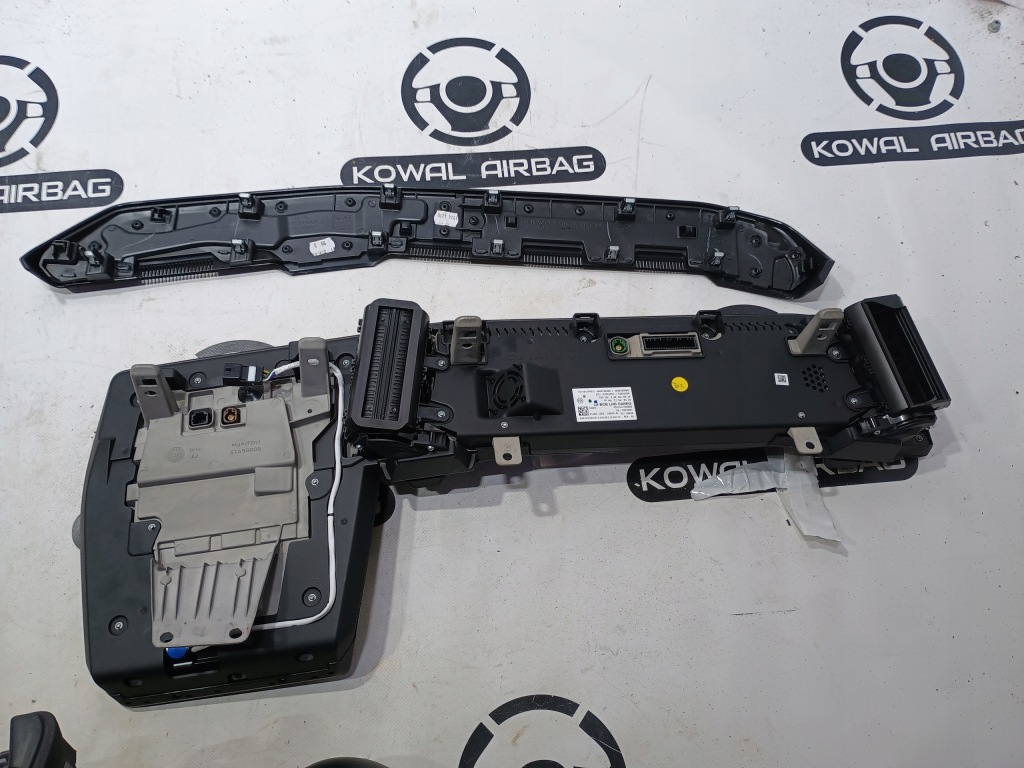 Renault megane v e-tech дисплей панель панель радио экран navi gps в Украине