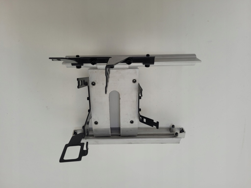 Нове оригінальні кронштейн основа насоса adblue renault gama t c k в Україні