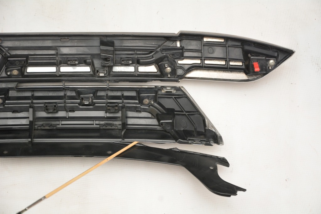 фото №6, Решётка радиатора решётка радиатора бампера mitsubishi outlander iii оригинал !!!