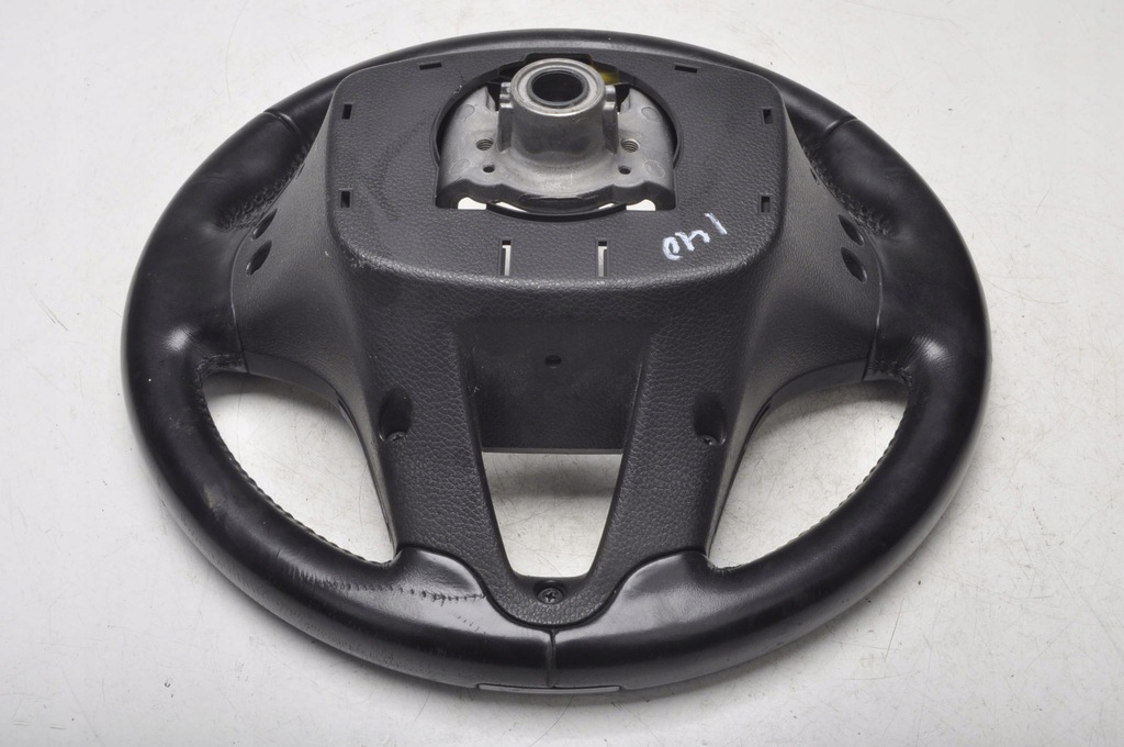 фото №15, Hyundai i40 повітропровід шкіряний