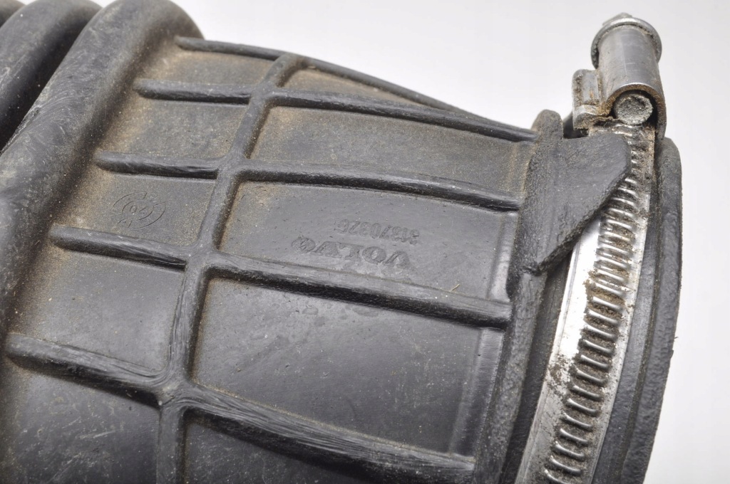 фото №3, Volvo xc60 ii t6 t8 труба воздухозаборник воздуха 31370326