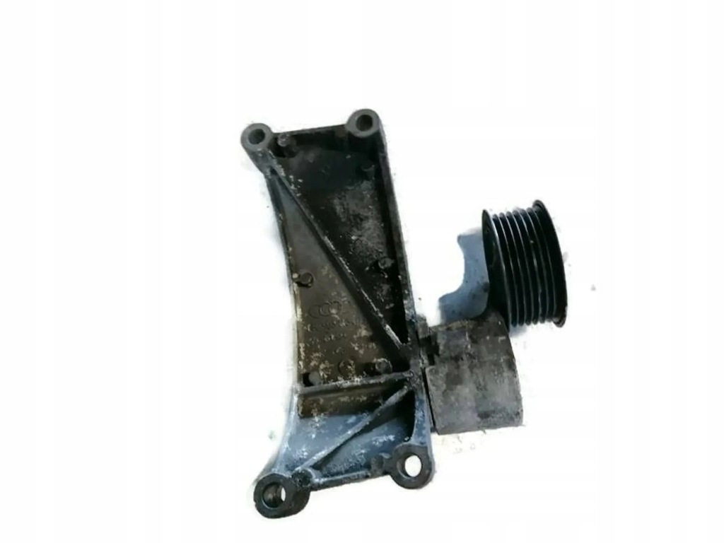 Купить Audi a6 c6 3.0 tfsi кронштейн генератора 06e903143