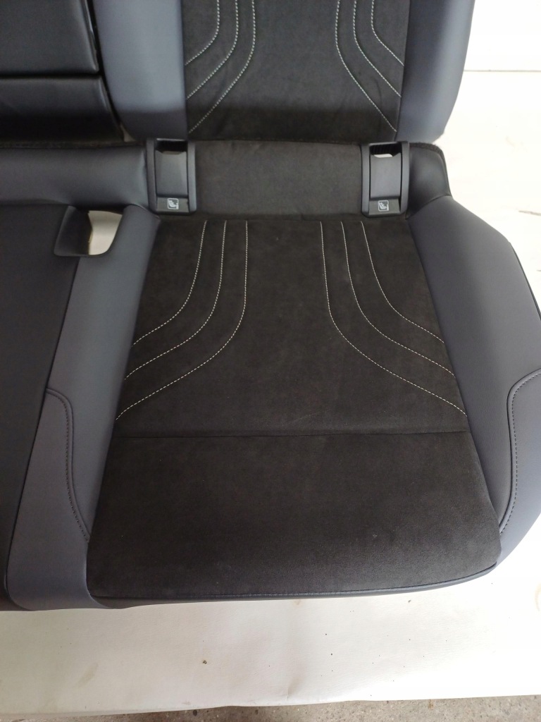 фото №10, Заднє сидіння задня сидіння задня volkswagen id 4 id4 шкіра alcantara підігрів 11a885175