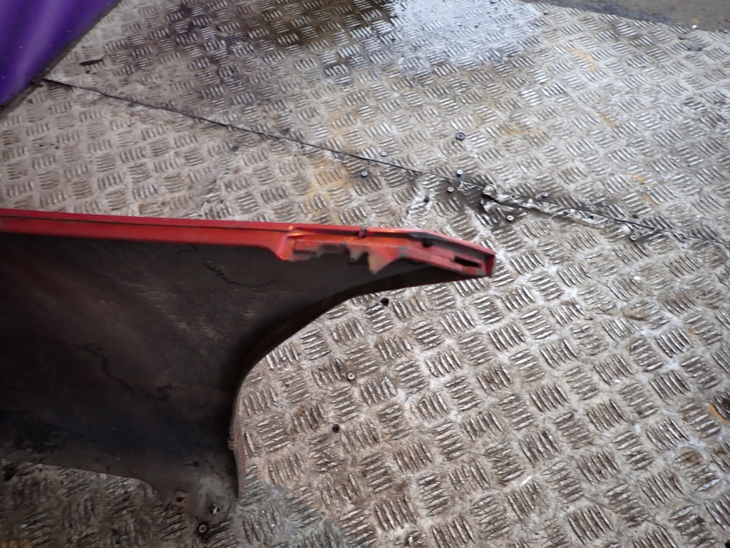 фото №12, Toyota corolla e12 00-08 kombi бампер задня задній 3n8