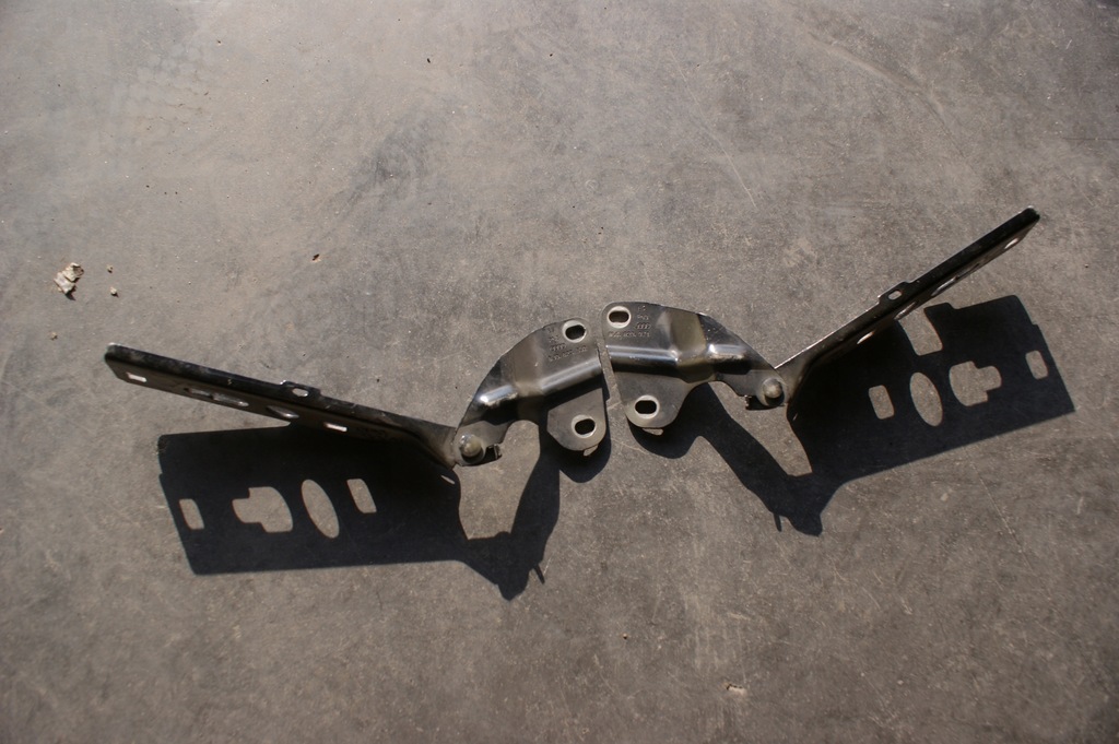 фото №1, Петля капот правый левый audi tt 8j