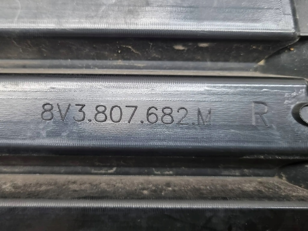 фото №9, Audi a3 s3 8v 2016 перед сторона права решітка, заглушки