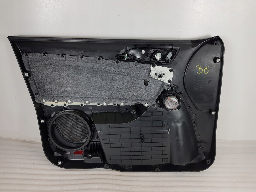 фото №8, Skoda yeti оббивка обшивка двері правий перед 5l1