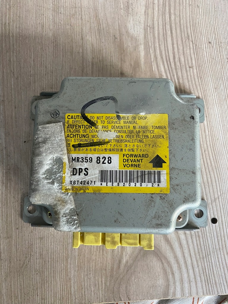 фото №1, Mitsubishi colt v блок управления подушка безопасности модуль подушек