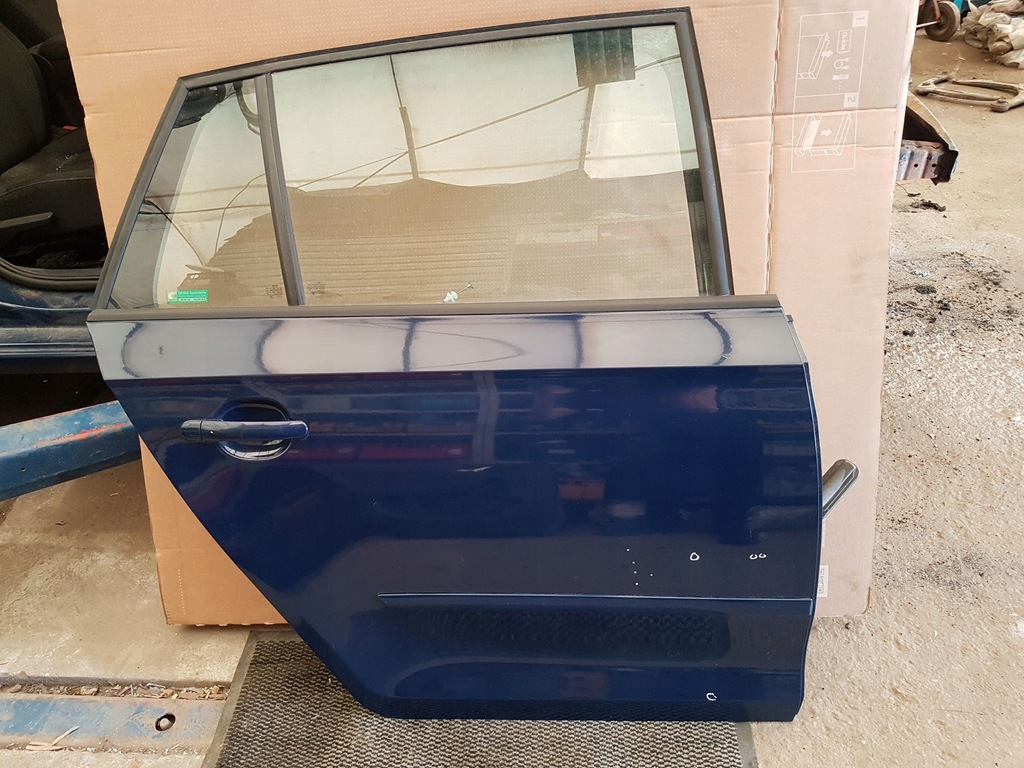 фото №1, Двері правий задня skoda rapid spaceback повний