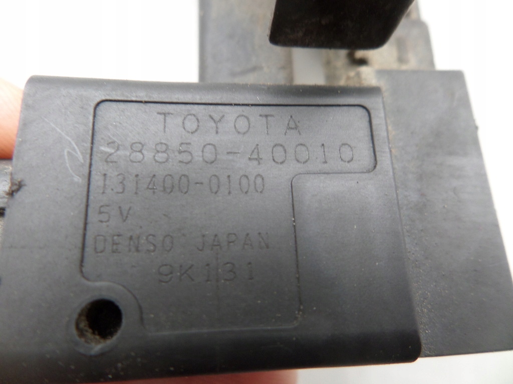 Датчик клеммы аккумулятор минус предохранитель массы toyota yaris 3 1.4 d4d Недорого