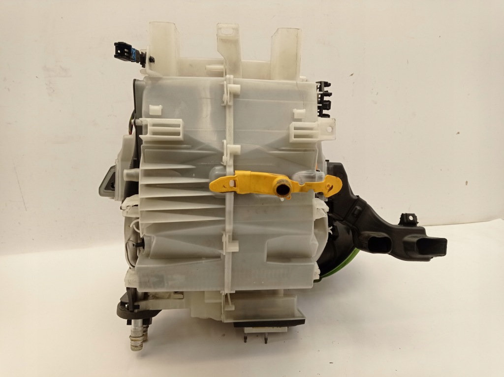 фото №4, Peugeot 208 i обігрівач панель