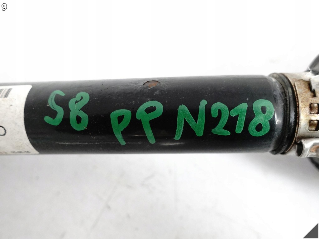 фото №10, Audi s8 4h0 d4 rs7 s7 4g8 rs6 s6 4g0 sq5 80a приводной вал шарнир перед l=r 92km