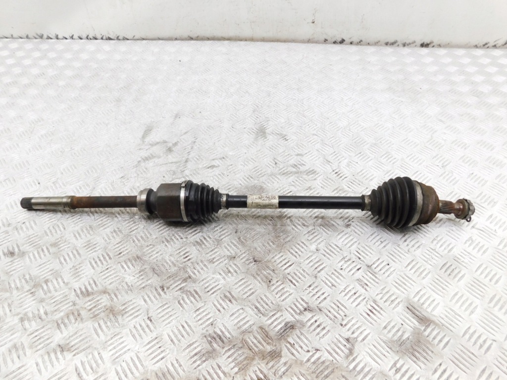 Купить Приводной вал правая передок  9824359680 peugeot 2008 2 ds3 2 1.2 thp puretech 19-23