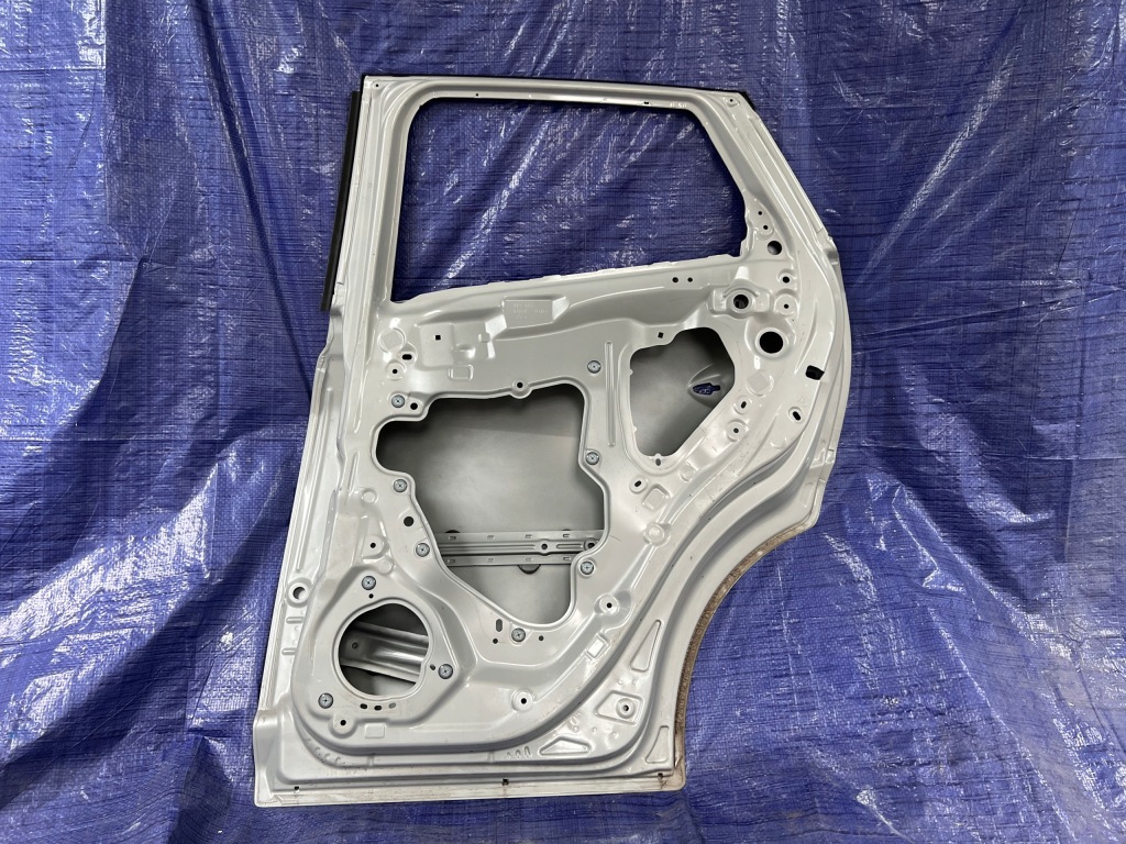 фото №4, Mazda cx3 правое задние дверь