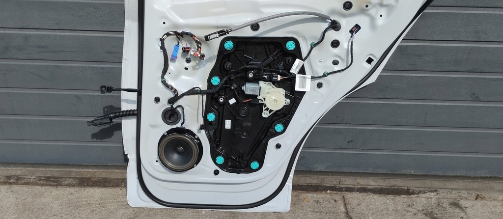 фото №8, Дверь правое задние правый задняя volkswagen id.4 vw id4 23' ls9r полный !