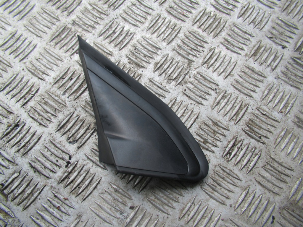 Купити Peugeot 2008 i 2015 r. трикутник крила правий