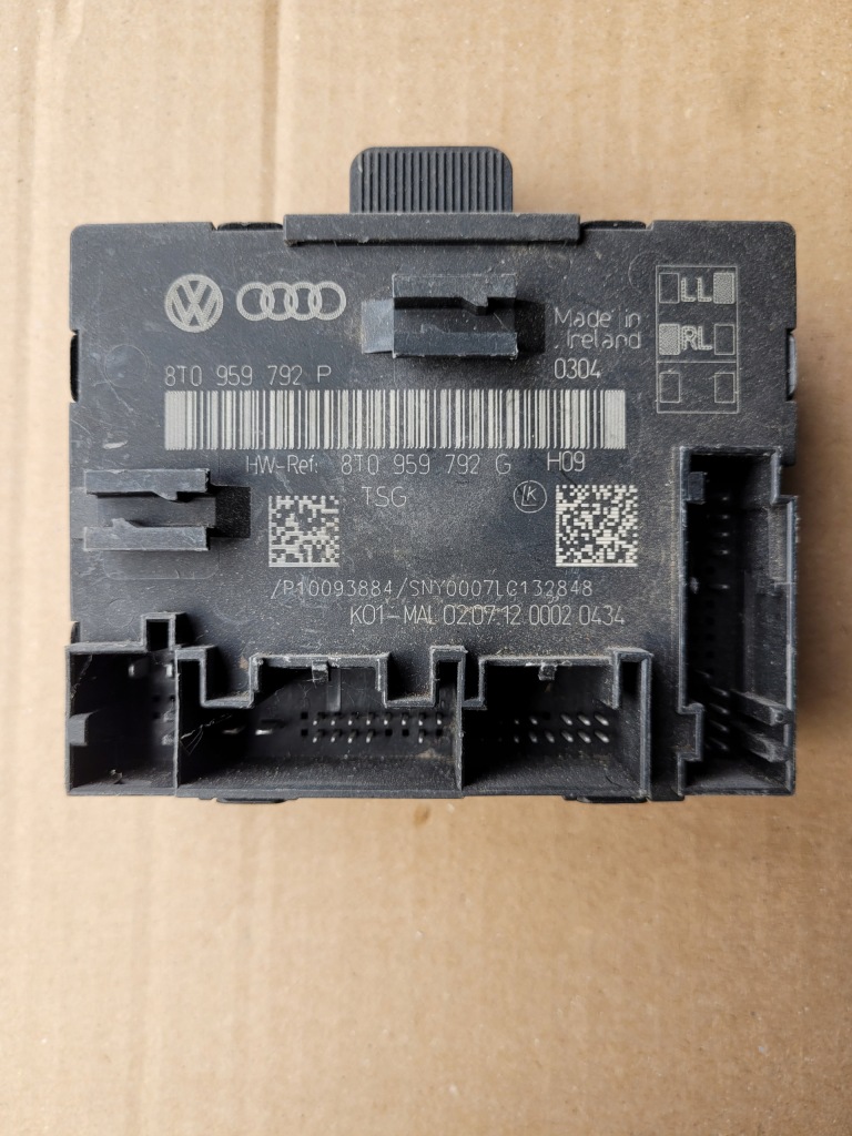 Купить Audi a5 8t модуль дверь 8t0959792g 8t0959793g
