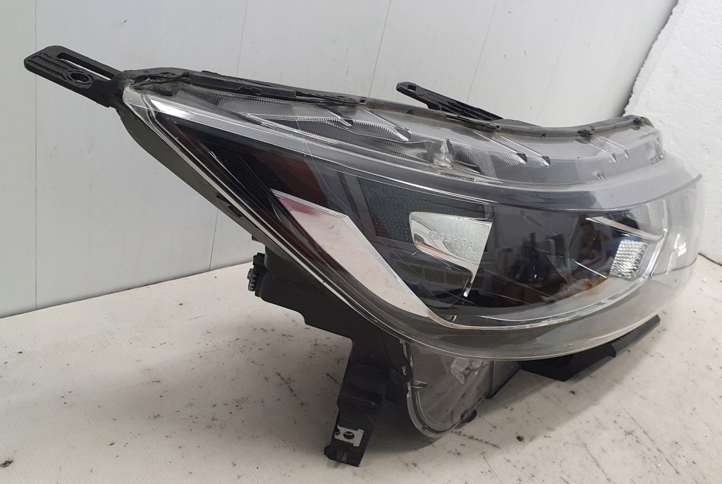 фото №3, Nissan qashqai ii 2 lift led лампа перед права eur