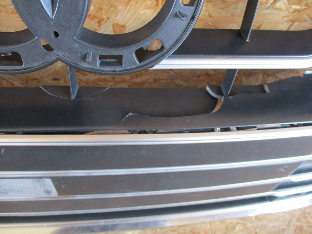 фото №4, Решётка радиатора решётка радиатора audi a6 c8 радар 4k0853651c