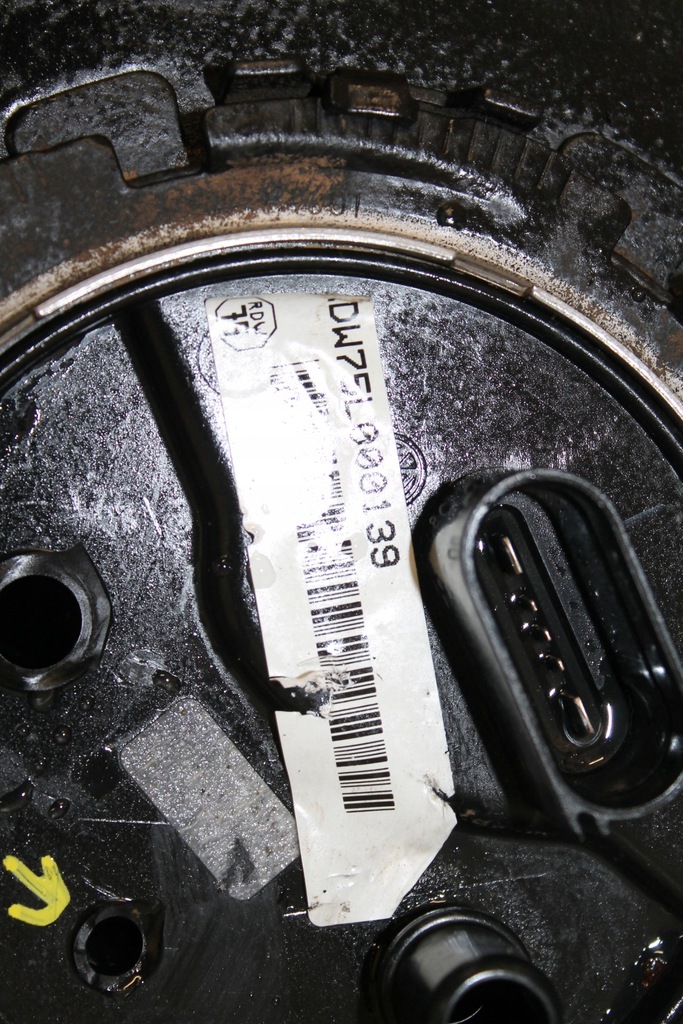 фото №6, Audi r8 420 06- bak топлива 4.2 fsi 420201022d