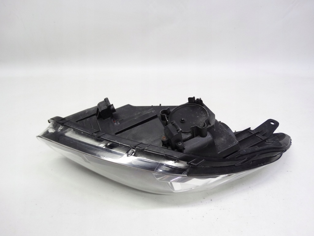 фото №9, Kia carens iv 13-19 лампа правая обычная линза + led 92102-a4 оригинальная