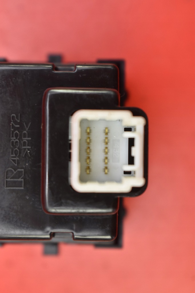 фото №7, Выключатель кнопки подогрев сидений toyota avalon xx40 15-18