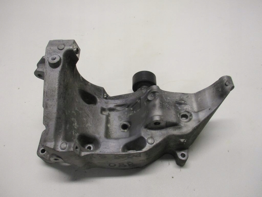 фото №1, Кронштейн основание генератора bmw x3 e83 2.0 d