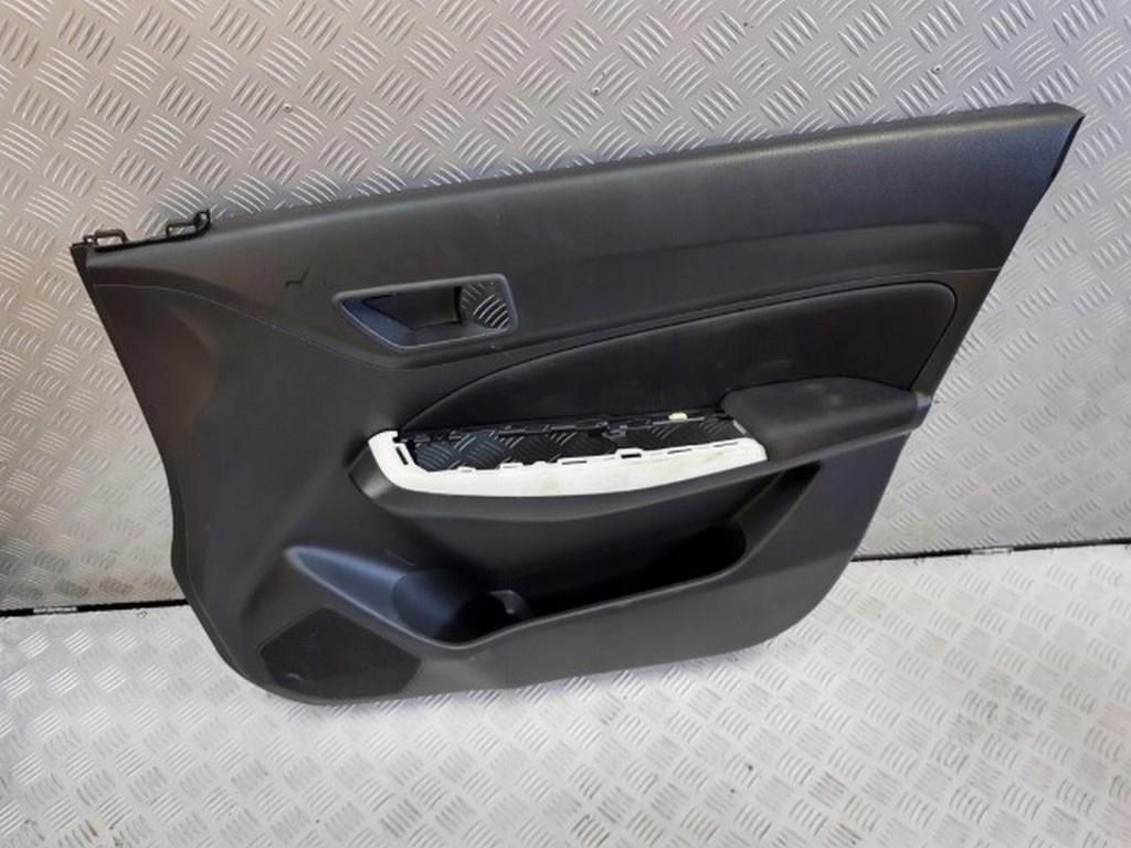 фото №1, Swift mk8 обшивка обивка дверь правый перед