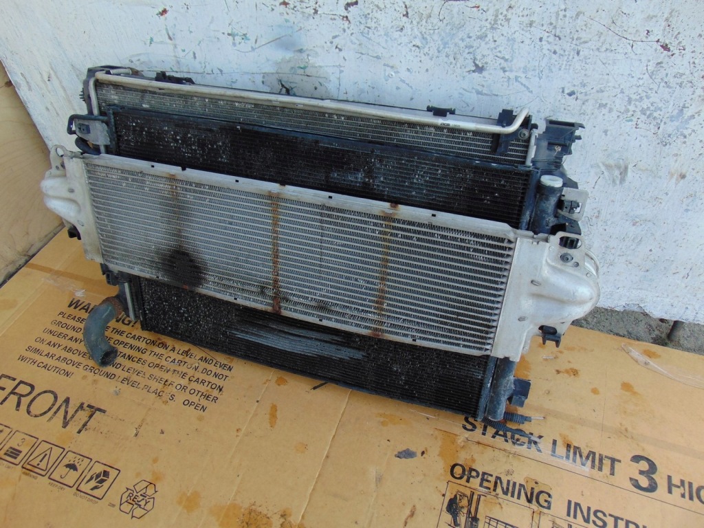 Комплект радіатор вентилятор інтеркулер vw transporter t5 рестайлінг  2010- 2.0tdi в Україні