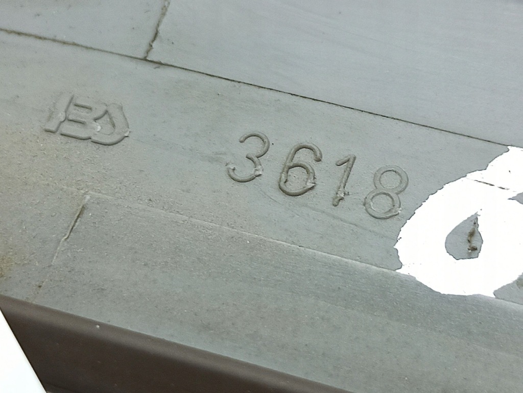 фото №8, Молдинг скло задній права сторона mercedes-benz s w140 1407350671