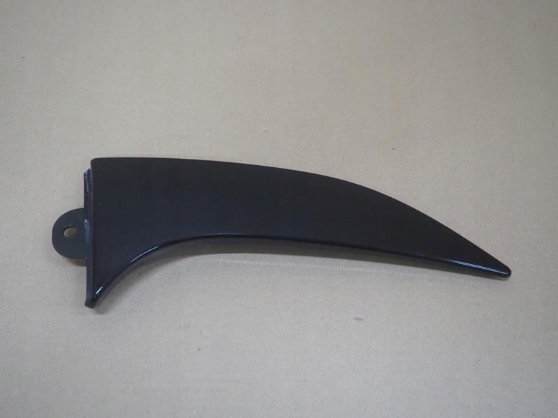 фото №2, Кутик заглушка трикутник кришки правий alfa romeo stelvio 156131943