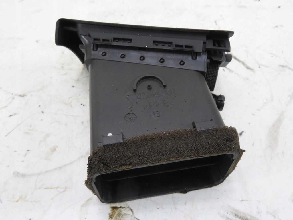 фото №6, Решітка обдув права audi a4 b6 8e2 8e0820902c