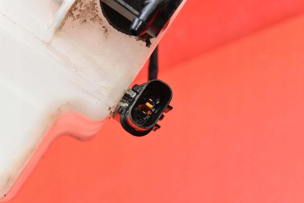 фото №9, Бачок омывателя 98610-2g000 kia magentis ii 2.0 crdi 138 km 06-08