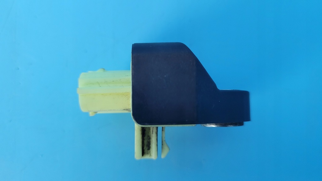 фото №6, Toyota rav4 v 19r 2.0 vvti датчик удара подушка безопасности 89173-11010