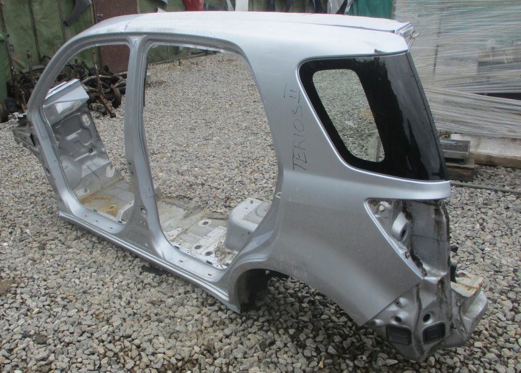 фото №2, Крила лівий задня чверть terios ii 06- s28