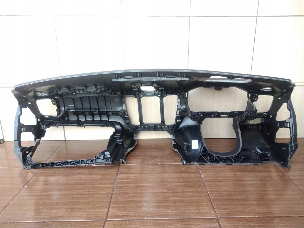 фото №8, Консоль панель приладів приладова volvo xc60 ii 19-21