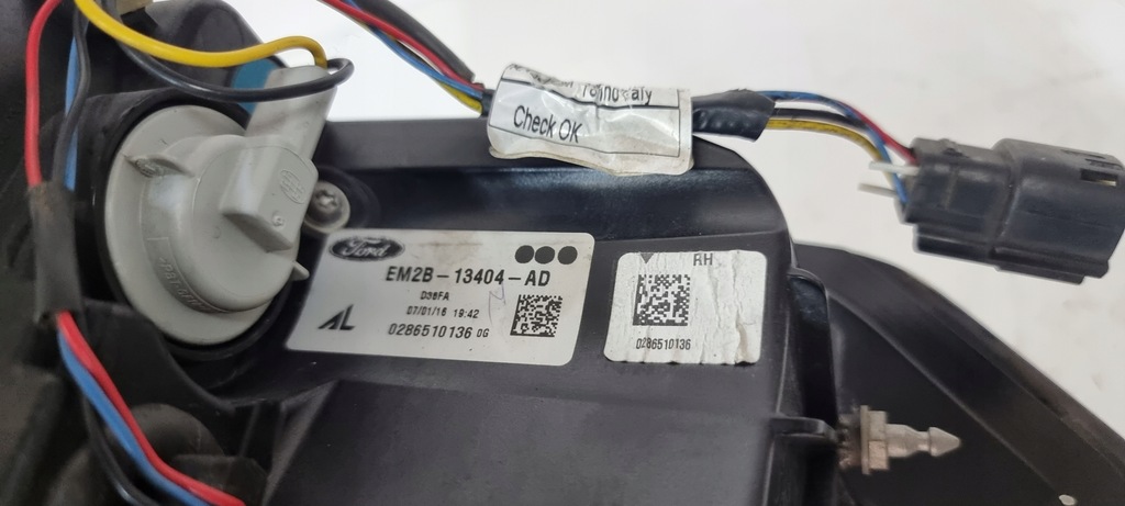 фото №7, Лампа задняя правая ford galaxy mk4 led