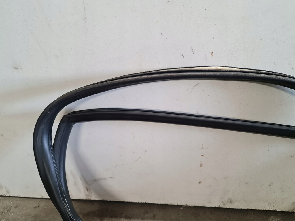 фото №5, Прокладка двері правий задня audi a8 d2 long