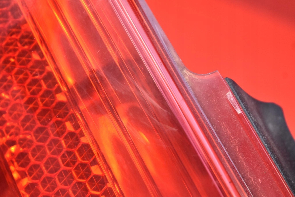 фото №11, Лампа ліва задня задня 9680425980 peugeout 308 t7 1 i 5d hb 07-11