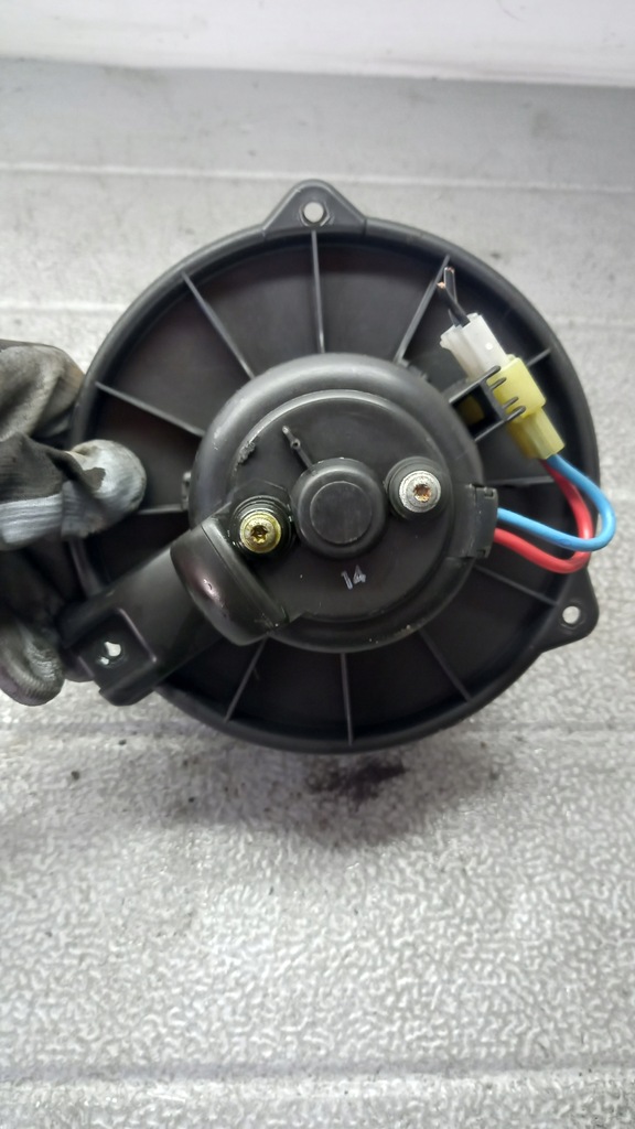 фото №4, Вентилятор отопителя mitsubishi space star 01r