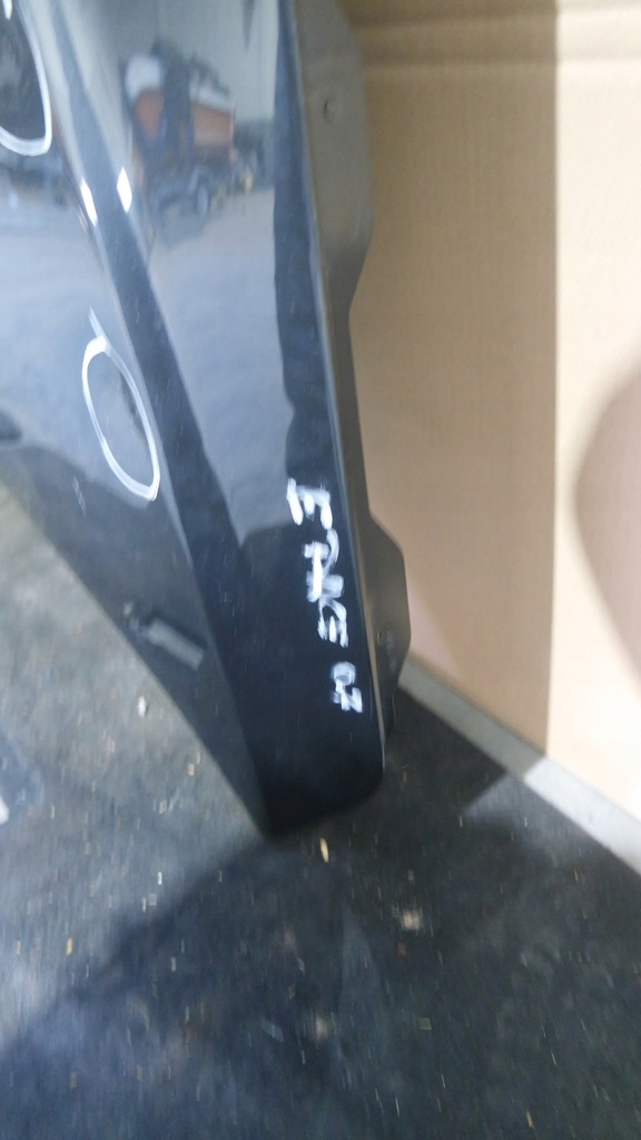 фото №2, Капот jaguar e-pace