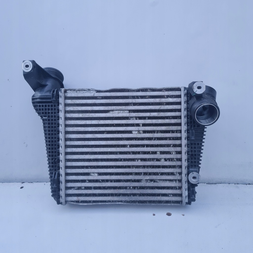 фото №1, Інтеркулер лівий porsche macan 95b145803e