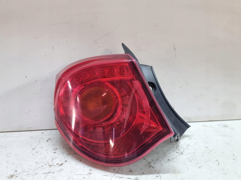 фото №1, Лампа задняя задняя левая alfa romeo giulietta led оригинальный номер 50513613