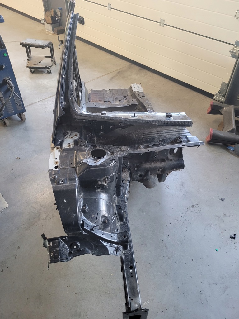 фото №3, Hyundai i40 права чверть чверть обшивка блок двигуна поріг